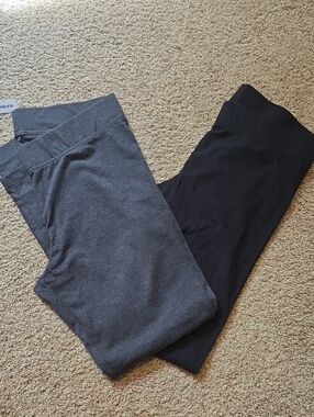 Old Navy Women's Leggings Duo - Black & Charcoal Size PM